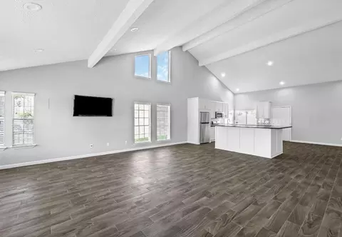 8619 Pottinger Dr, Houston, TX 77083