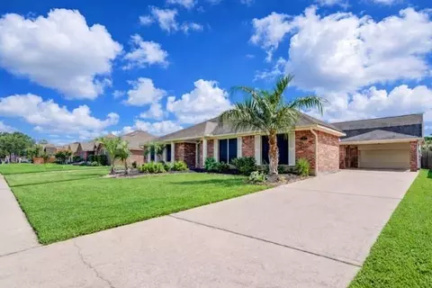 410 Scarlet Sage Dr, League City, TX 77573