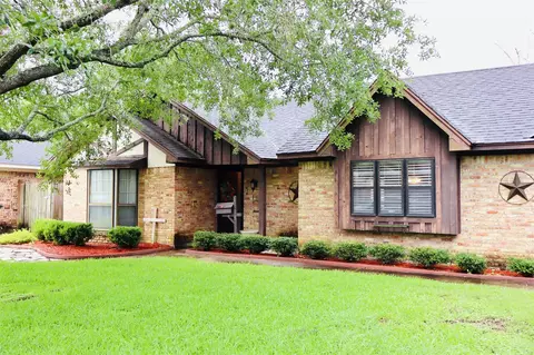 1108 Easy St, Rosenberg, TX 77471