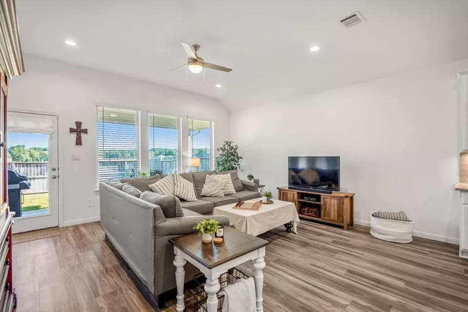 Other - 1611 Little Rabbit Ct, Montgomery, TX 77316 photo 2 of 13