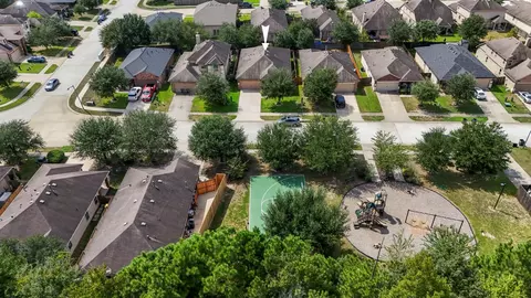 View/Area - 9474 E Woodmark, Conroe, TX 77304 photo 4 of 4