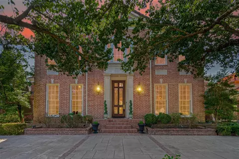 16703 Southern Oaks Dr, Houston, TX 77068