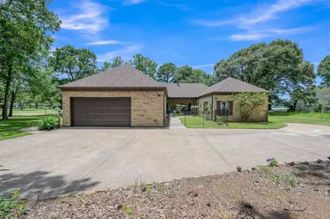 Exterior - 273 Augusta Dr, Trinity, TX 75862 photo 4 of 12