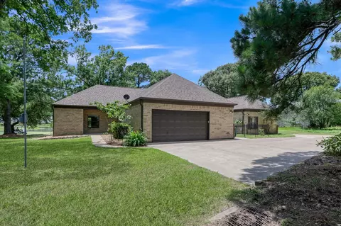 Exterior - 273 Augusta Dr, Trinity, TX 75862 photo 2 of 12