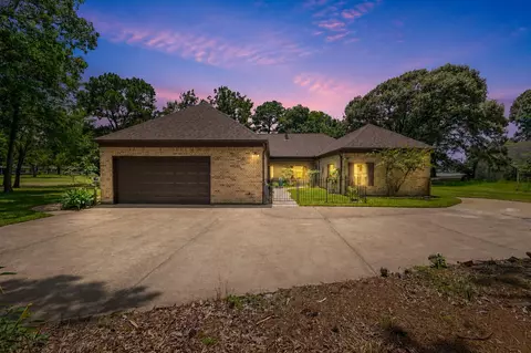 Exterior - 273 Augusta Dr, Trinity, TX 75862 photo 3 of 12