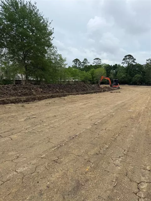 0 Crest Lot 9 Dr, Dickinson, TX 77539