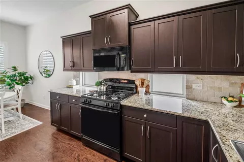 Kitchen - 3065 Positano Loop, Bryan, TX 77808 photo 5 of 7