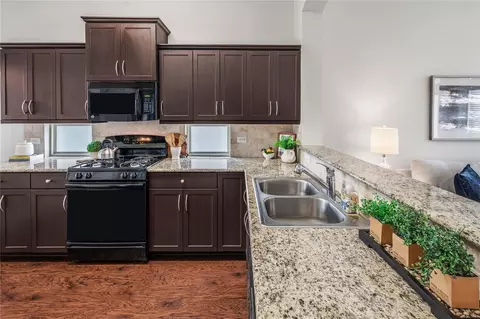 Kitchen - 3065 Positano Loop, Bryan, TX 77808 photo 4 of 7