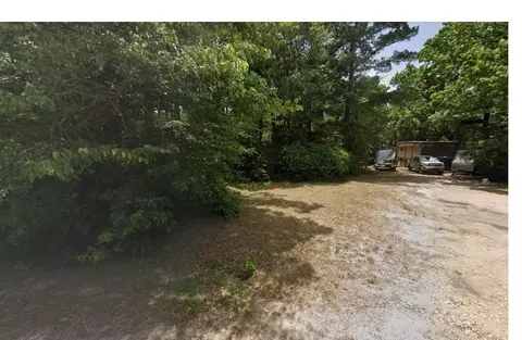 800 Impala Dr, Onalaska, TX 77360 photo 2