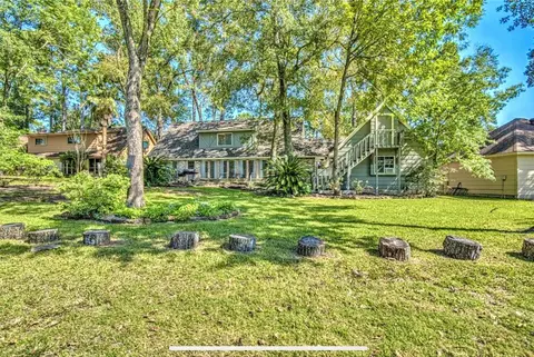 Exterior - 826 Stone Mountain Dr, Conroe, TX 77302 photo 8 of 10