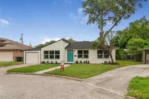 15310 Crescent Brookfield Dr, Humble, TX 77396