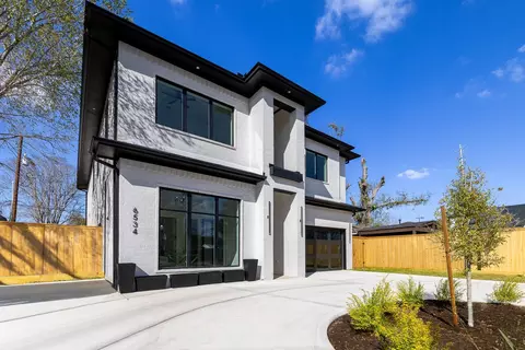6534 Westview Dr, Houston, TX 77055