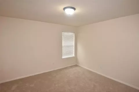 Bedroom - 1035 Junction Ct, Rosenberg, TX 77471 photo 7 of 10