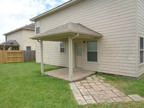 Exterior - 1035 Junction Ct, Rosenberg, TX 77471 photo 5 of 6