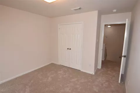 Bedroom - 1035 Junction Ct, Rosenberg, TX 77471 photo 10 of 10