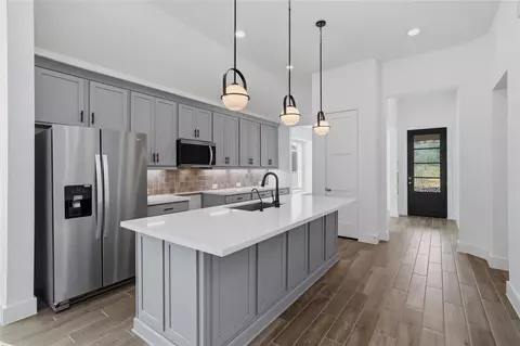 Kitchen - 2027 Forest Stream Way, Conroe, TX 77304 photo 2 of 10