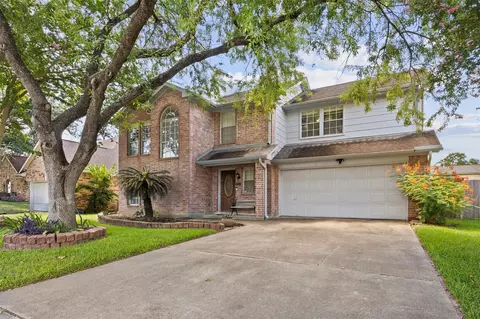 8427 Battleoak Dr, Houston, TX 77040