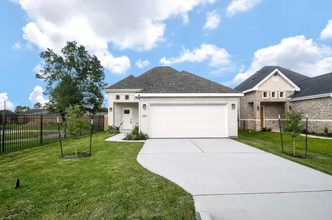 5822 Tautenhahn Rd, Houston, TX 77016