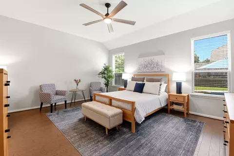 Bedroom - 1526 Jacobs Forest Dr, Conroe, TX 77384 photo 1 of 11