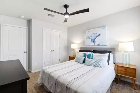 Bedroom - 1526 Jacobs Forest Dr, Conroe, TX 77384 photo 6 of 11