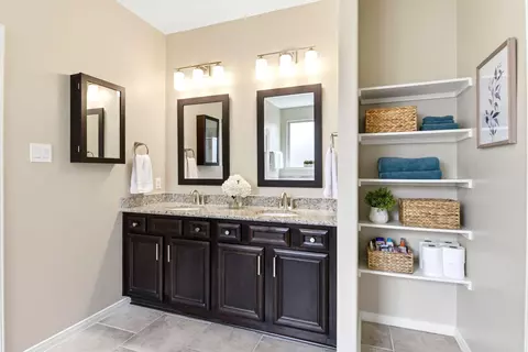 Bath - 1526 Jacobs Forest Dr, Conroe, TX 77384 photo 2 of 7