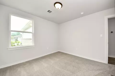Bedroom - 18720 Loom Dr, Conroe, TX 77306 photo 12 of 12