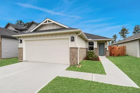 Exterior - 18720 Loom Dr, Conroe, TX 77306 photo 7 of 7