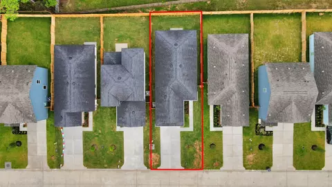 View/Area - 18720 Loom Dr, Conroe, TX 77306 photo 2 of 3