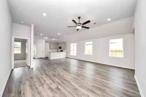 Living - 18720 Loom Dr, Conroe, TX 77306 photo 3 of 6