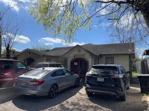 7928 Buchanan St, Houston, TX 77029