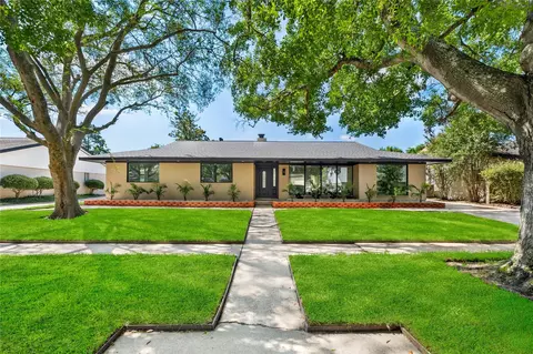 5751 Jason St, Houston, TX 77096