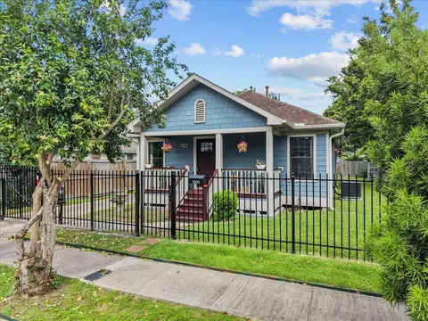 1906 Chew St, Houston, TX 77020