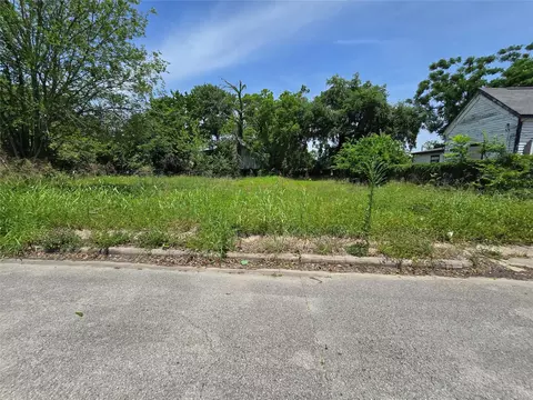 3 Berry St, Houston, TX 77004