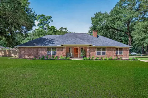 18903 Grosbeak Ln, Tomball, TX 77377