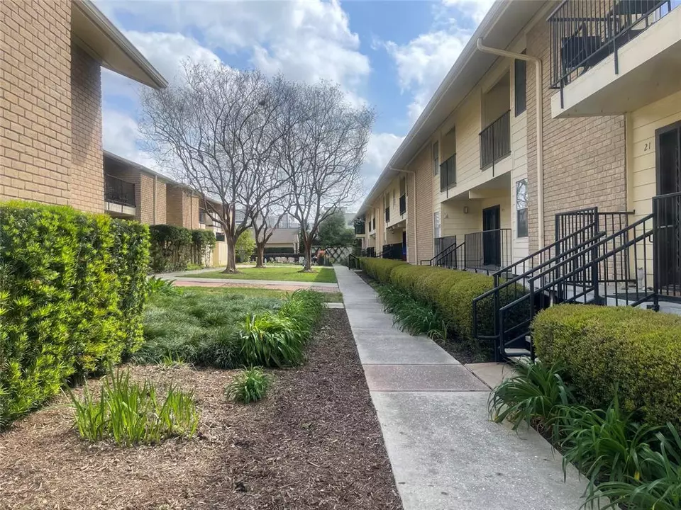 3131 Cummins St 23, Houston, TX 77027 15 Photos Movoto