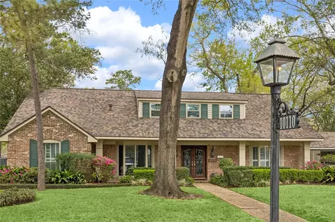 10110 Sugar Hill Dr, Houston, TX 77042