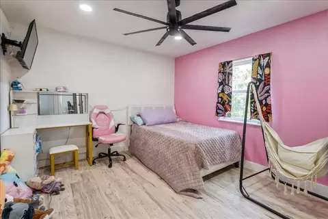 Bedroom - 297 Bourrous Dr, Diboll, TX 75941 photo 8 of 9