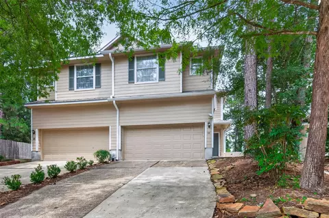 54 Blue Crk, The Woodlands, TX 77382