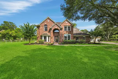 5202 Cherry Ridge Rd, Richmond, TX 77406