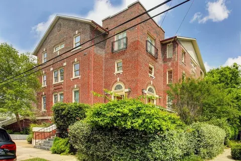 215 W Norma St #302, Houston, TX 77009