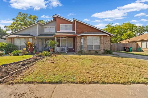 17010 Pastoria Dr, Houston, TX 77083