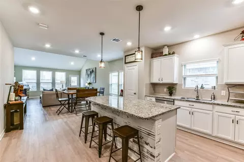 3823 Singing Flower Ln, Richmond, TX 77406