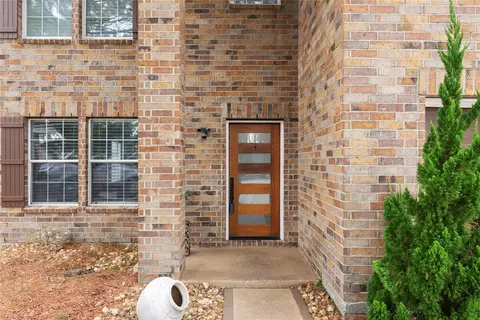 Entry Way - 1010 Stillgate Ct, Spring, TX 77373 photo 1 of 4