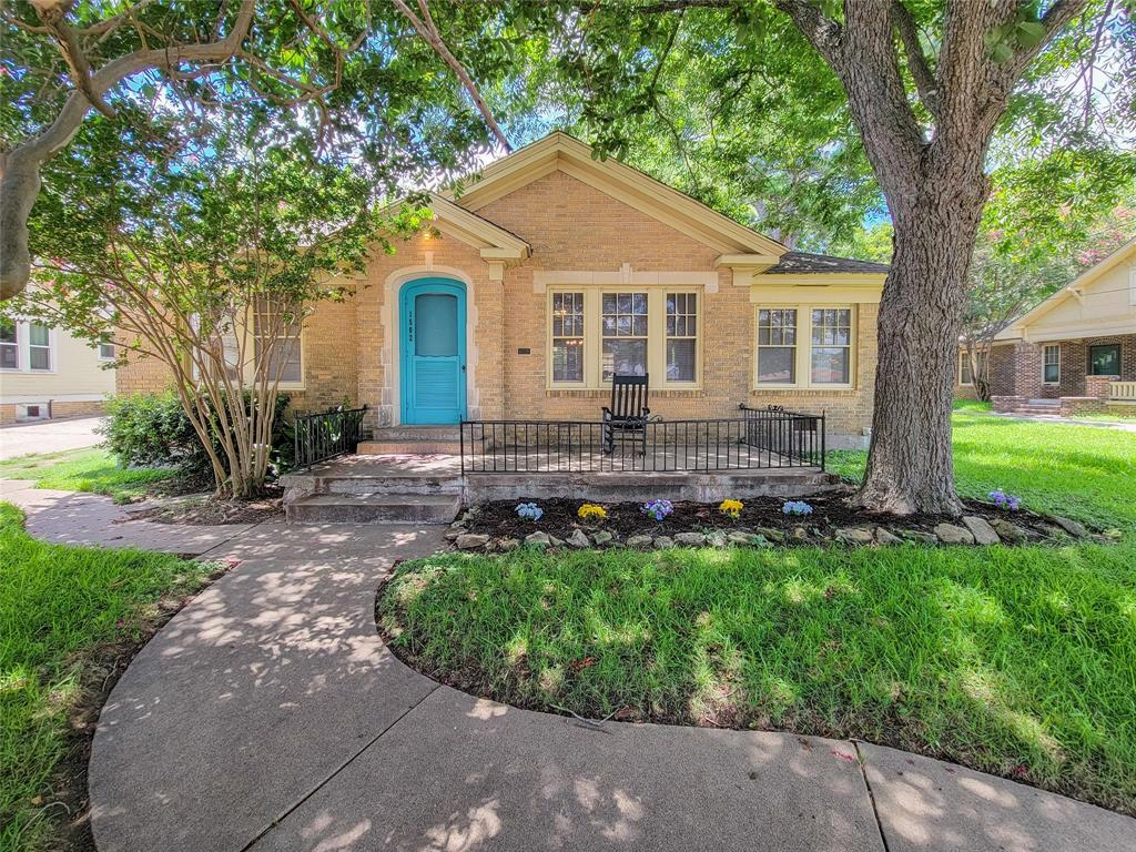 2202 Sparrow Dr  
