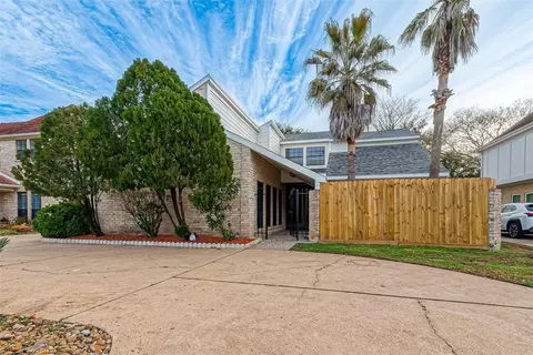 3127 Ashfield Dr, Houston, TX 77082