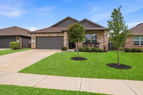 2029 Cedar Tree Ct, Conroe, TX 77301