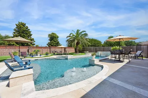 502 Olmstead Park Dr, Sugar Land, TX 77479