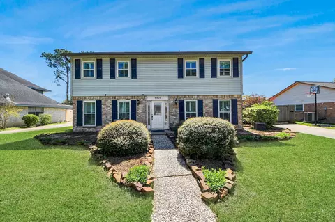 16406 Shady Elms Dr, Houston, TX 77059