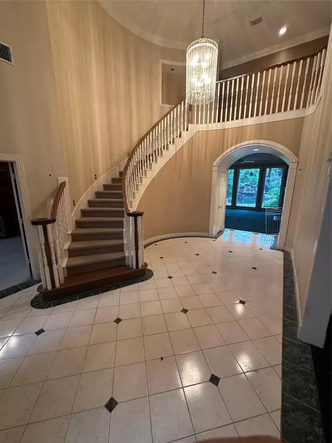 2623 Lakecrest Dr, Pearland, TX 77584