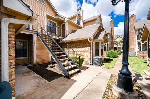 2300 Old Spanish Trl #2063, Houston, TX 77054
